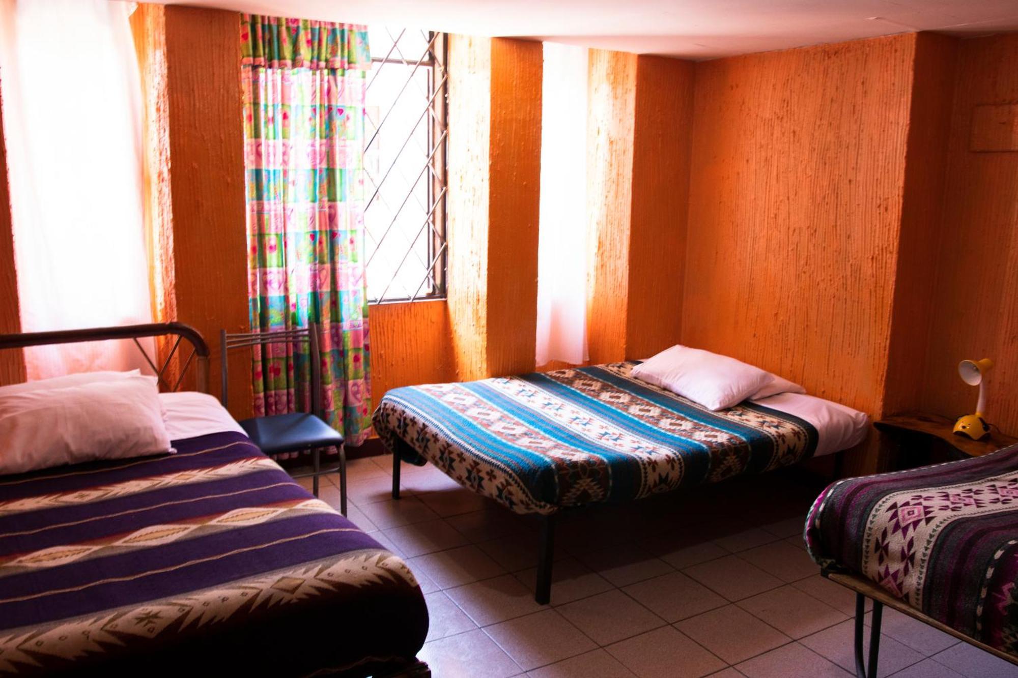 Hostal Carlos Luis 基多 外观 照片