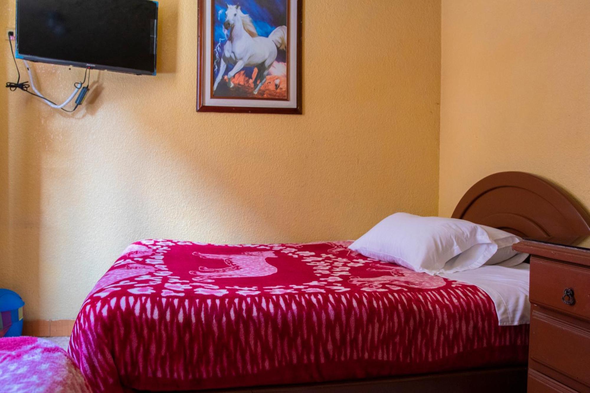 Hostal Carlos Luis 基多 外观 照片