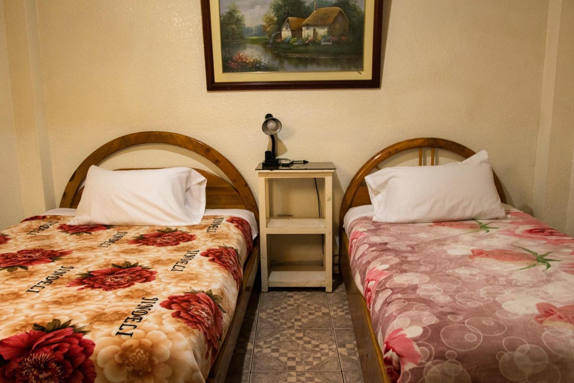 Hostal Carlos Luis 基多 外观 照片
