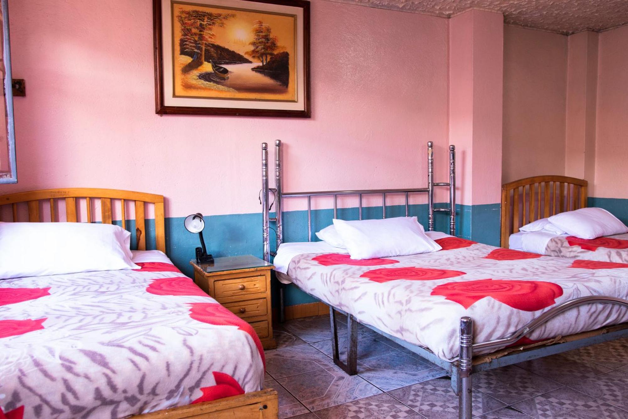 Hostal Carlos Luis 基多 外观 照片